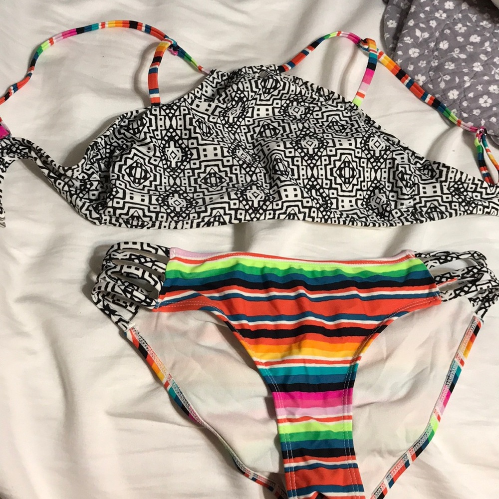 Bathing suit